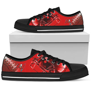 Artistic Scratch Of Tampa Bay Buccaneers Low Top Shoes