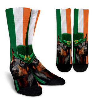 Irish Doberman Ireland Flag Background Crew Socks