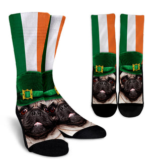 Irish Pug Ireland Flag Background Crew Socks