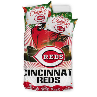 Colorful Gift Shop Merry Christmas Cincinnati Reds Bedding Sets