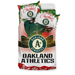 Colorful Gift Shop Merry Christmas Oakland Athletics Bedding Sets