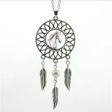 Dreamcatcher Simulated Pearl White Horse Head Running Necklaces