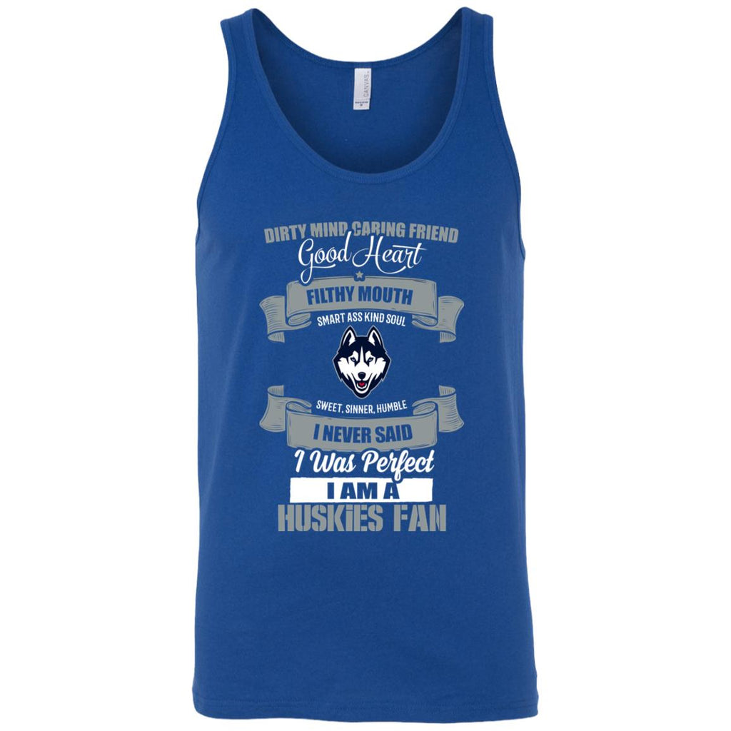 I Am A Connecticut Huskies Fan Tshirt For Lovers