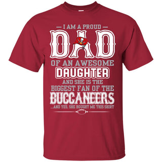 Proud Of Dad with Daughter Tampa Bay Buccaneers Tshirt For Fan