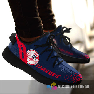 Simple Logo New York Yankees Sneakers As Special Shoes