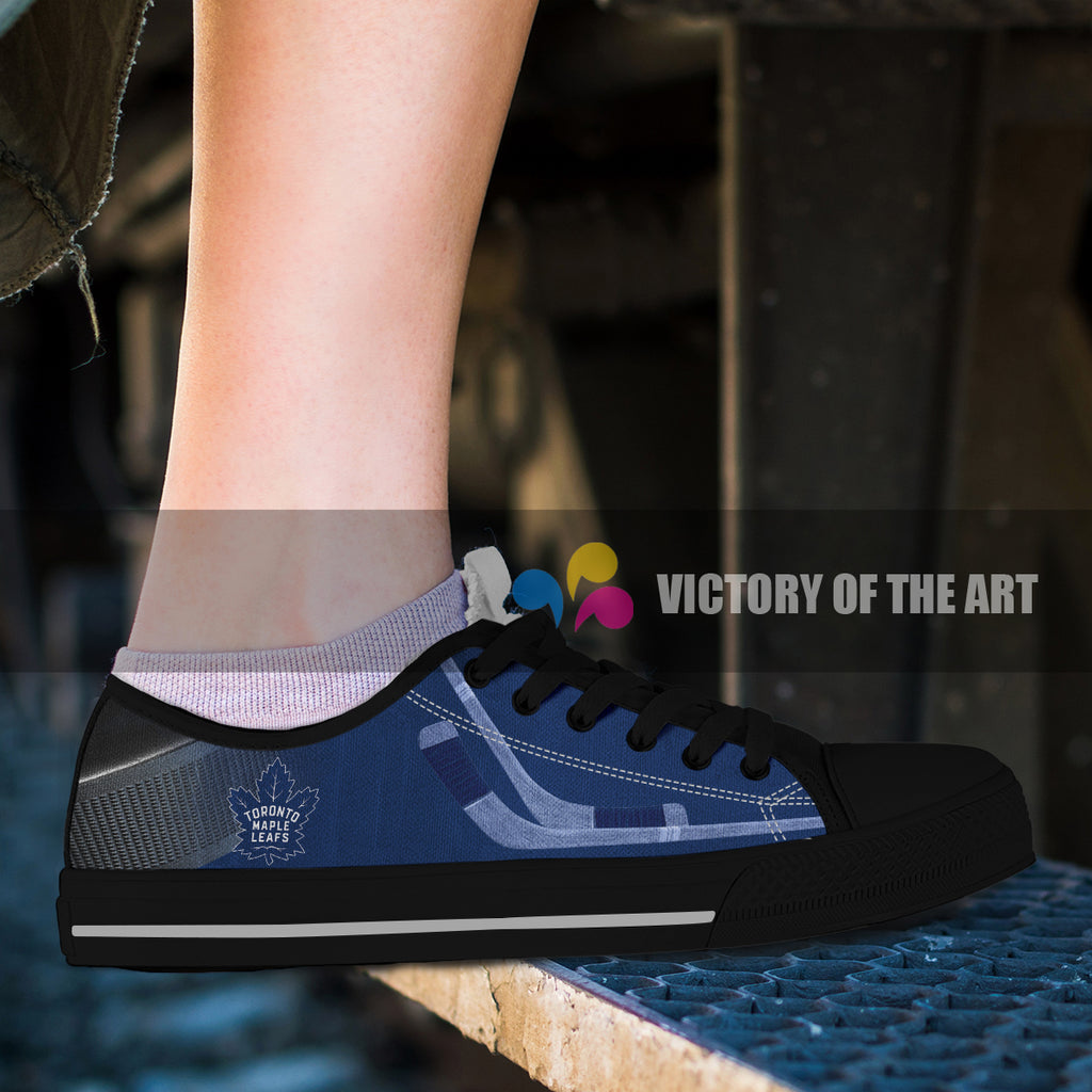 Artistic Scratch Of Toronto Maple Leafs Low Top Shoes