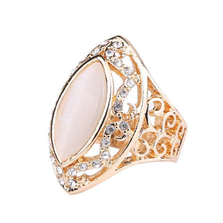 Retro Fashion Lace Hollow Horse Eye Rings