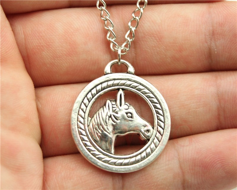 Simple Antique Silver Color Double Sided Horse Head Round Necklaces