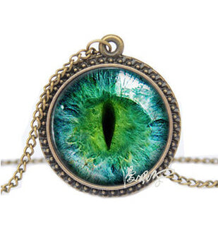 Vintage JBlue Green Cat Eye Necklaces